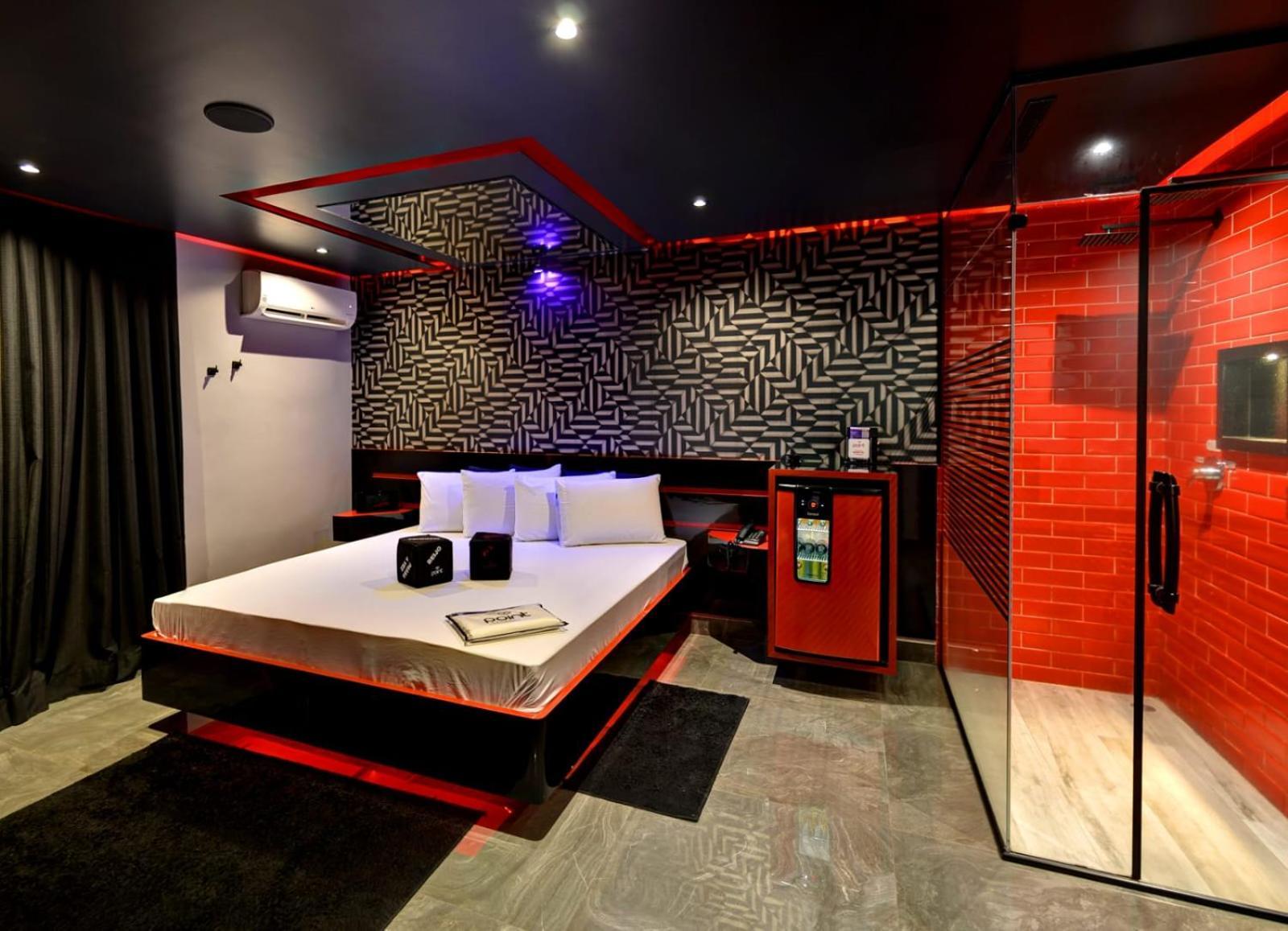 ᐉ POINT MOTEL 2 ( SÃO JOSÉ DOS CAMPOS, 브라질 ) 실제 사진과 특가